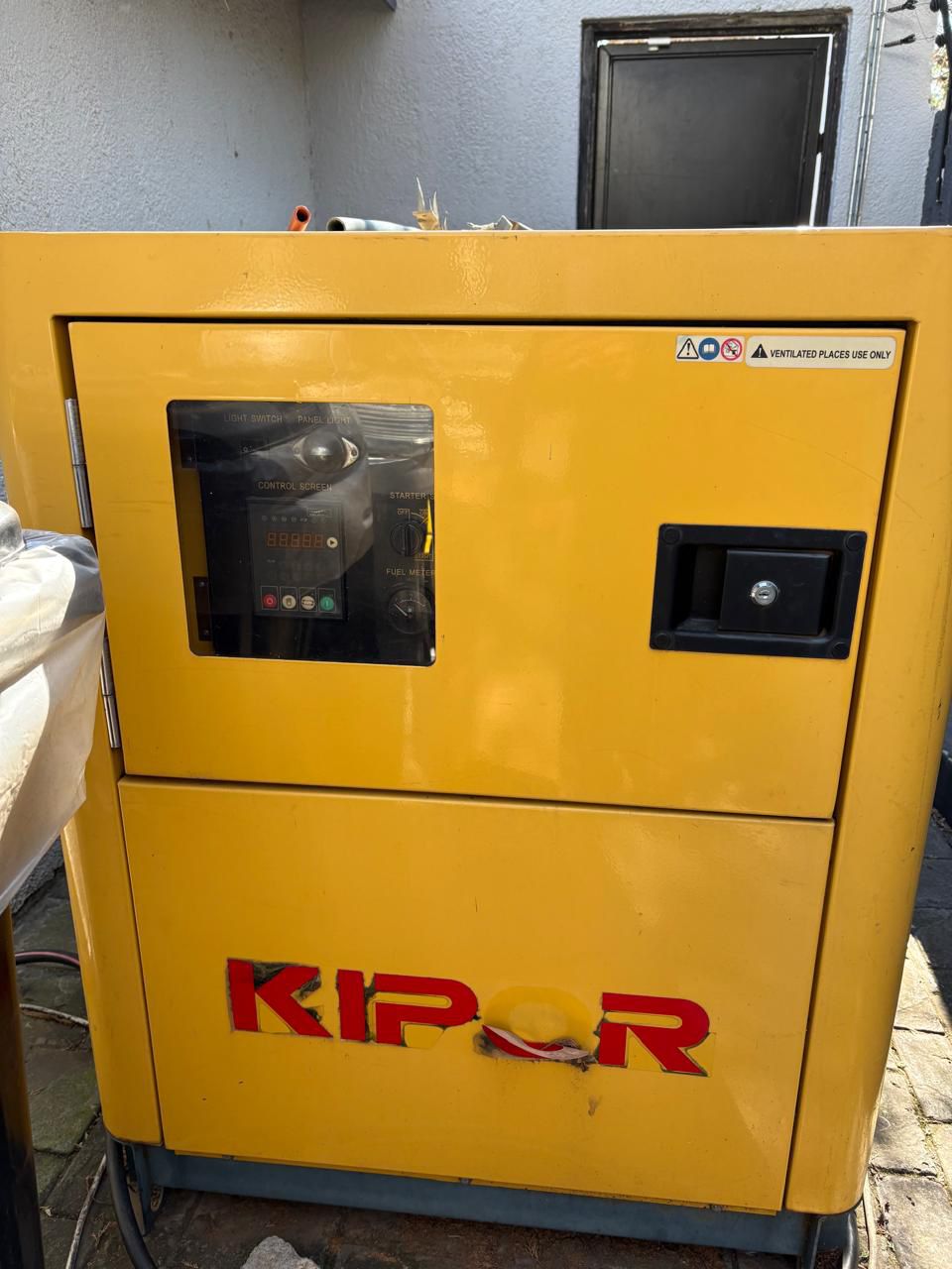 Kipor generator control panel and starter switch